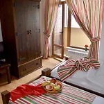 Guest house The Poppies House Pamporovo